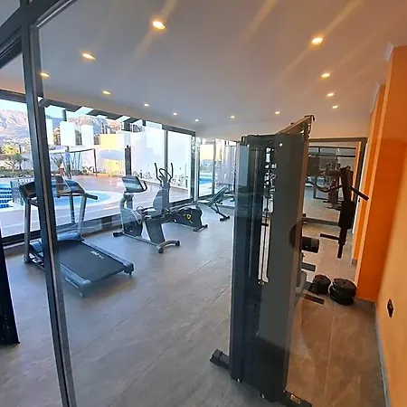 Dreamy Luxury Two-bedroom Penthouse With Special Forest, Mountain And Sea Views Hotell 4*